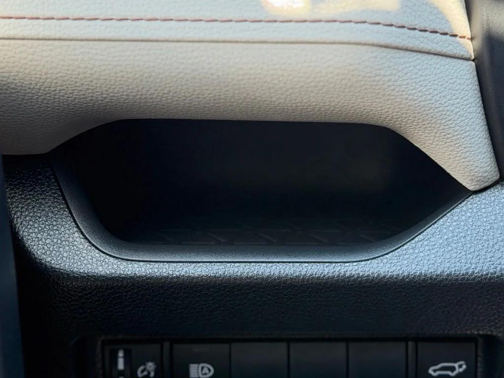 Used 2019 Gray Toyota XLE image 26