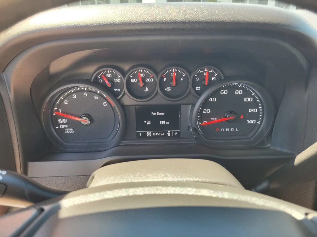 2023 Chevrolet Silverado 1500 Custom - Photo 22