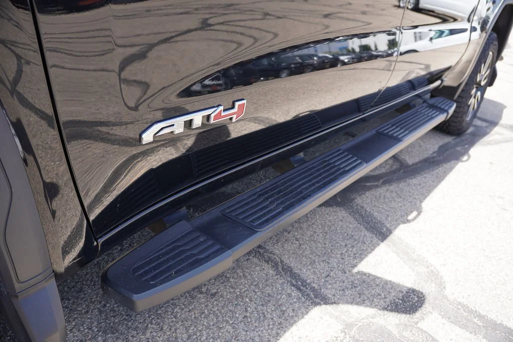 Used 2020 Onyx Black GMC AT4 image 15