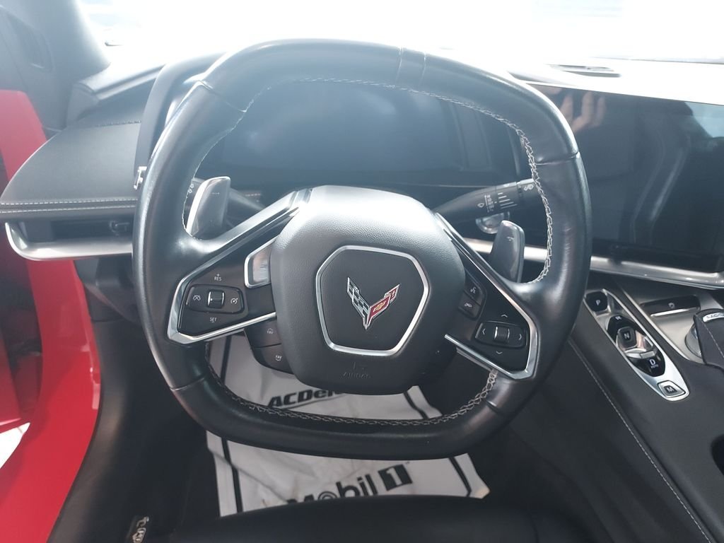 Used 2021 Red Chevrolet Stingray image 17