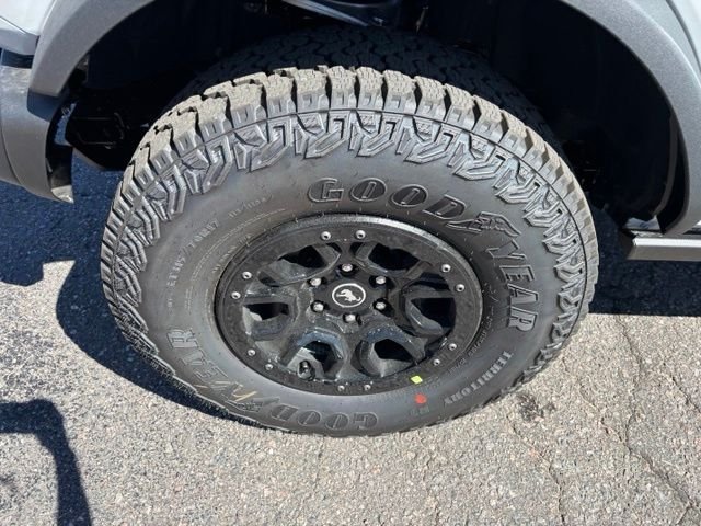 New 2026 Avalanche Gray Ford Big Bend® image 9