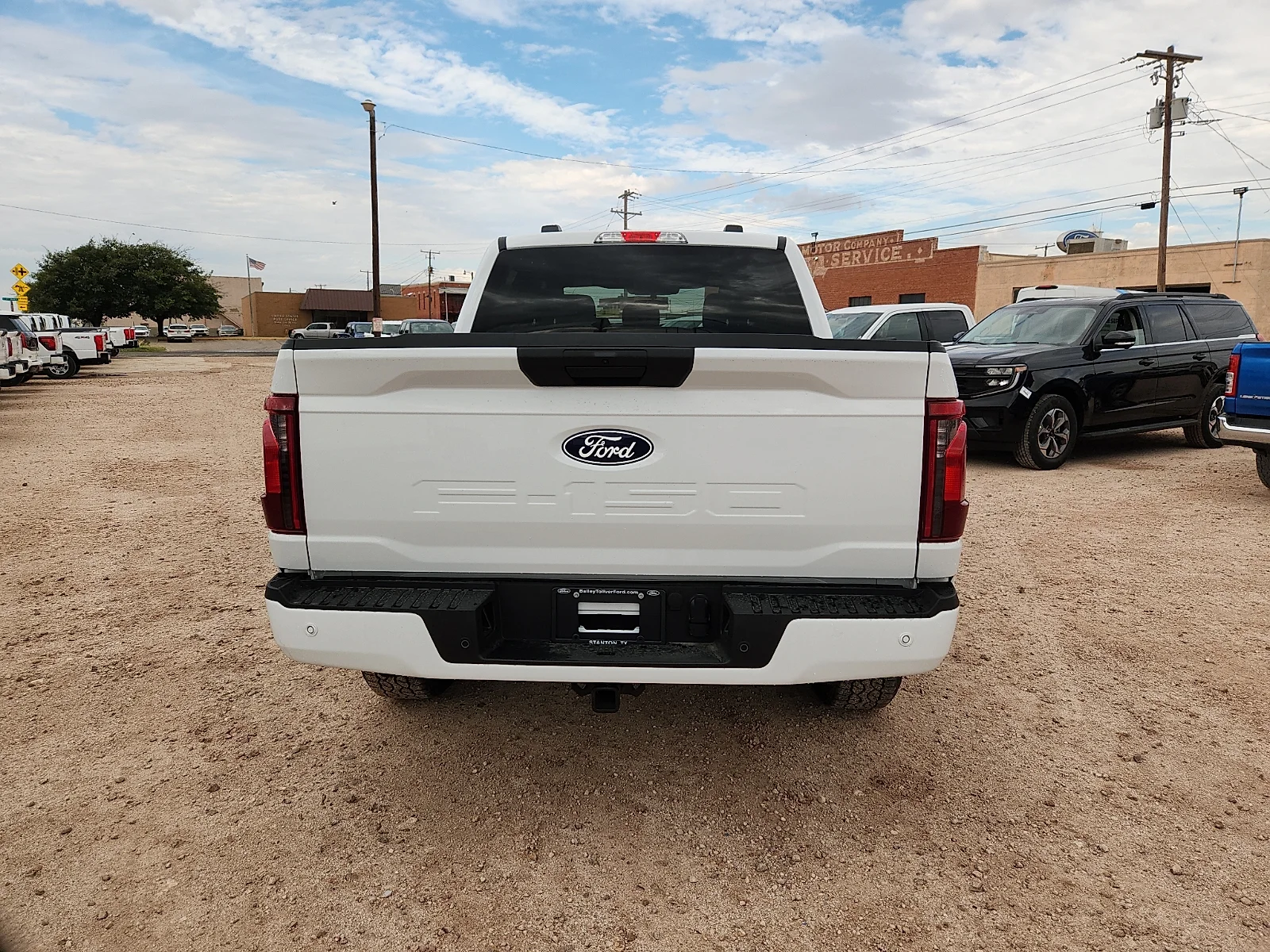 New 2026 Oxford White Ford STX image 6