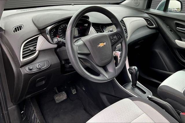 Used 2019 Gray Chevrolet LS image 15