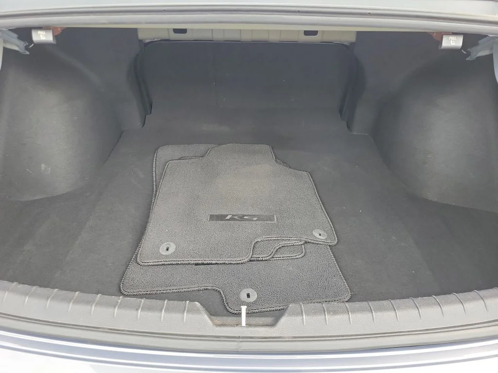 Used 2023 Silver Kia EX image 6