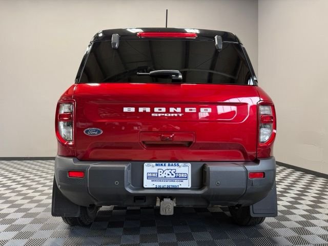 Certified Used 2025 Ruby Red Metallic Tinted Clearcoat Ford Badlands image 10