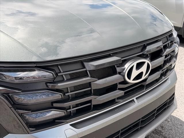 Used 2025 Gray Hyundai Blue image 22