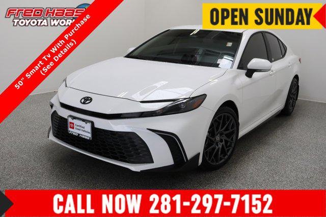 2026 Toyota Camry FWD
