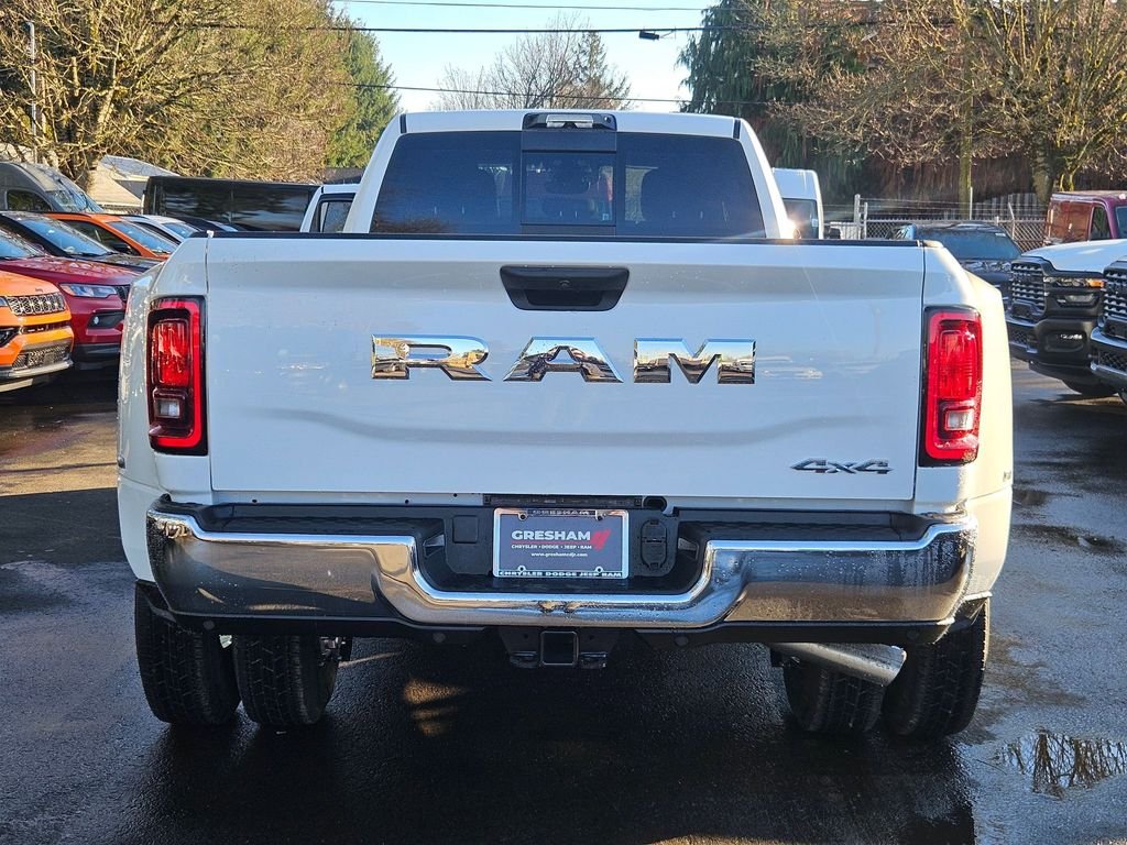 New 2026 Bright White Clear-Coat Exterior Paint RAM Tradesman image 6