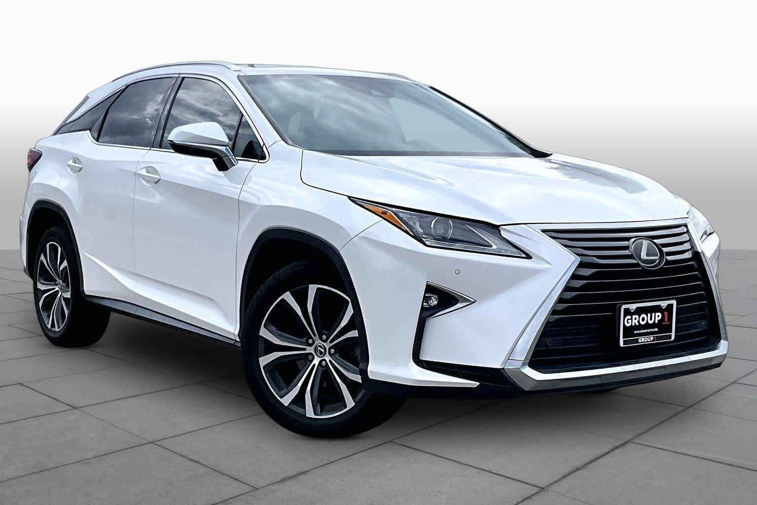 Used 2018 Eminent White Pearl Lexus  image 3