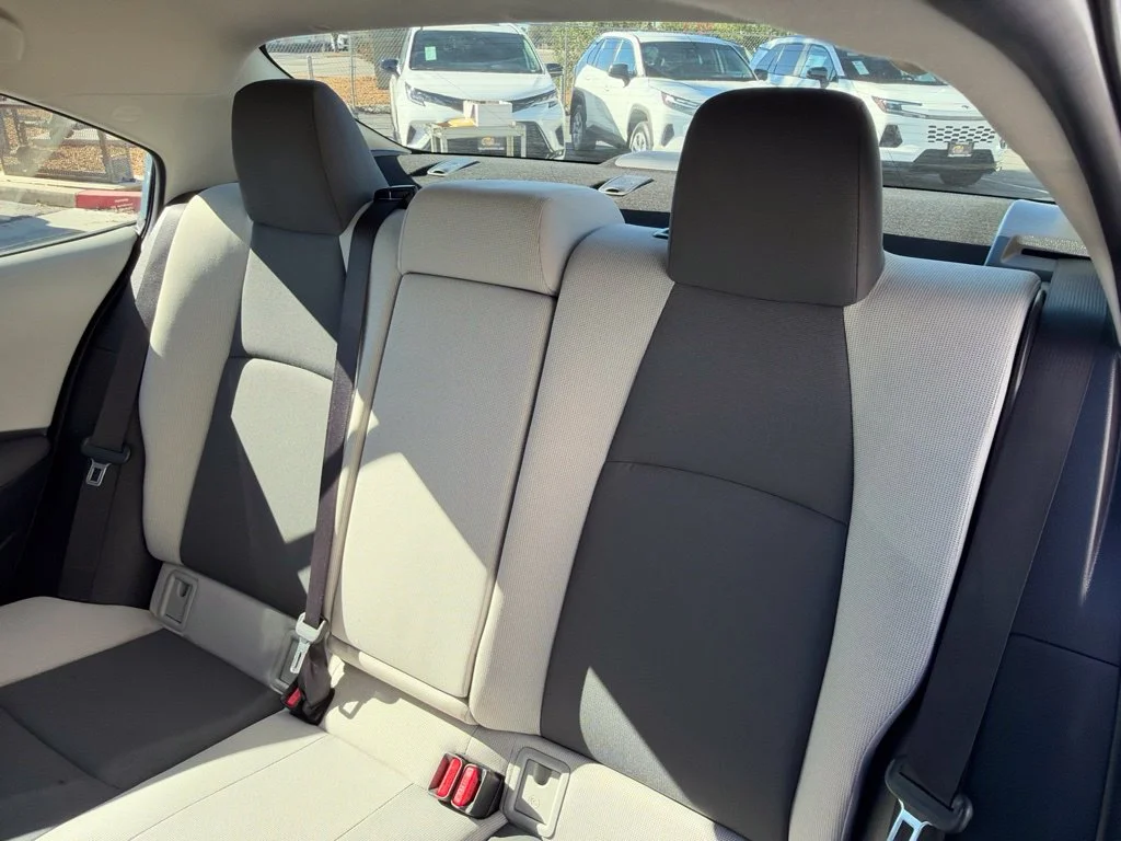 Used 2025  Toyota LE image 19