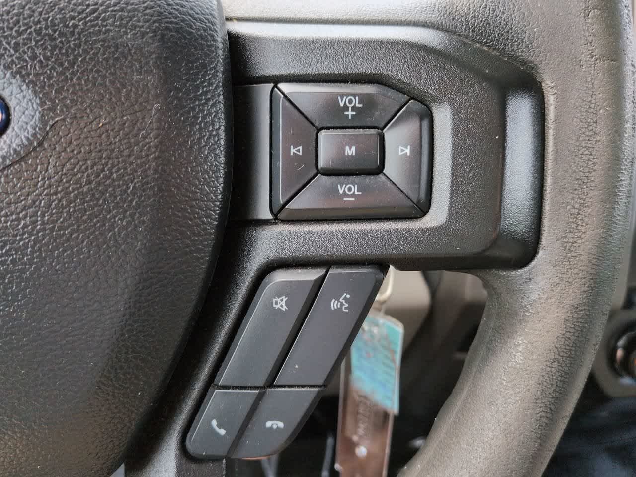 Used 2019 Oxford White Ford XL image 24