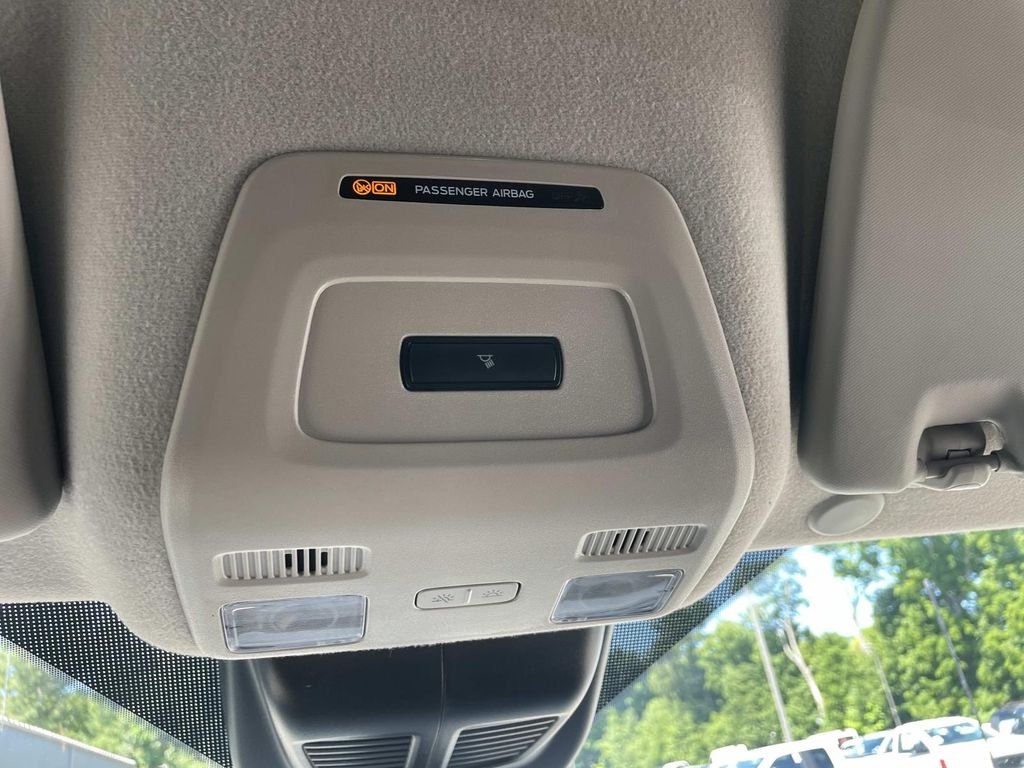 Used 2025 White Ford Base image 27