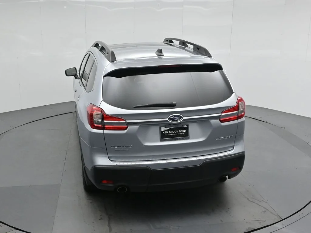 Used 2019 Silver Subaru Premium image 37