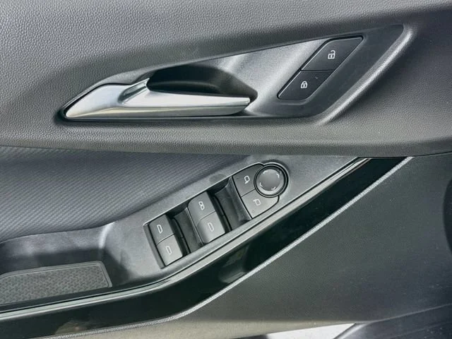 New 2027 Sterling Gray Metallic Chevrolet LT image 19