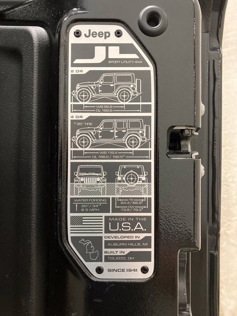 Used 2024 Black Clearcoat Jeep Rubicon image 17