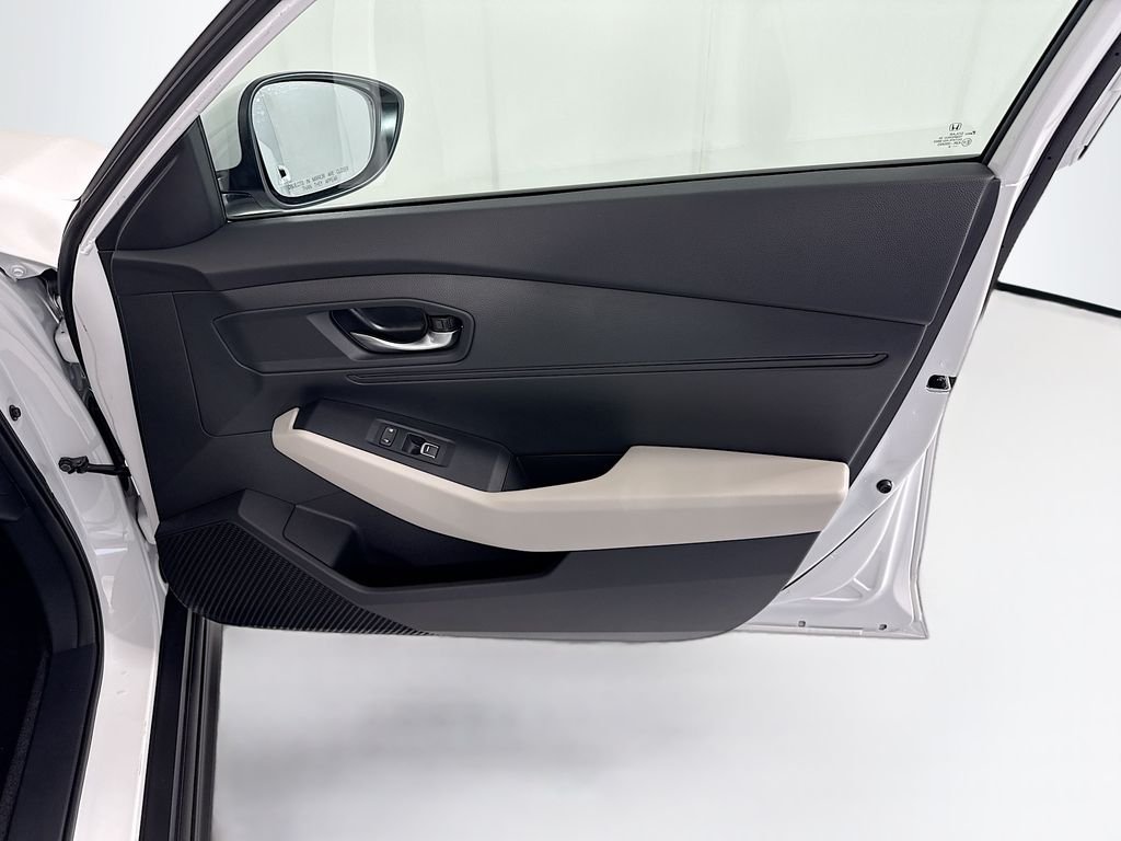 New 2026 Platinum White Pearl Honda LX image 26