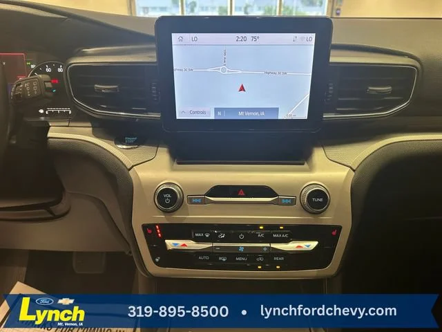 Used 2024 Black Ford XLT image 14