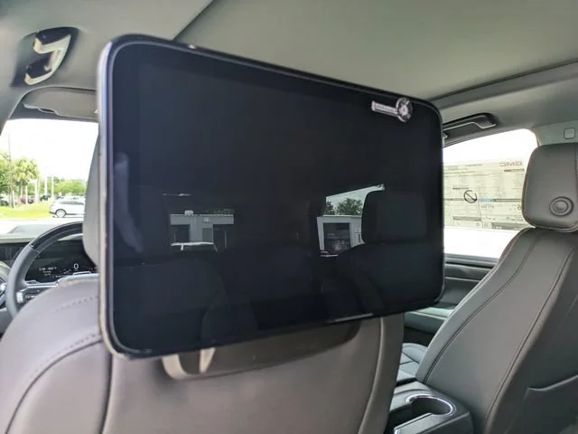 2026 GMC Yukon AT4 - Photo 16