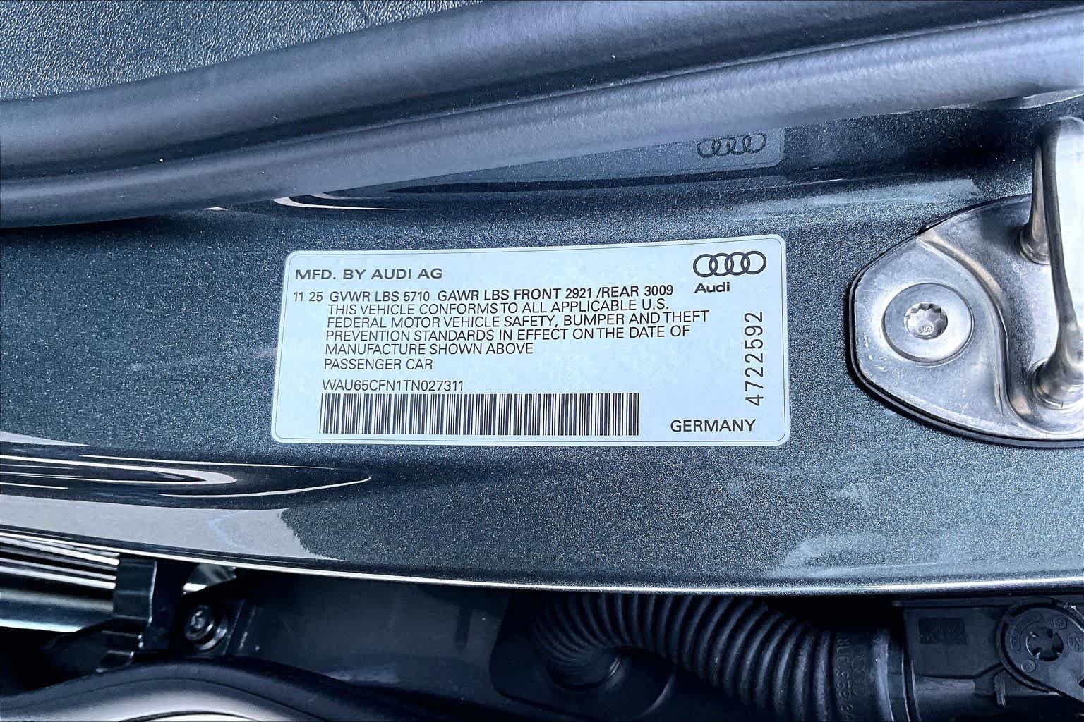 Used 2026 Daytona Gray Pearl Effect Audi Prestige image 29