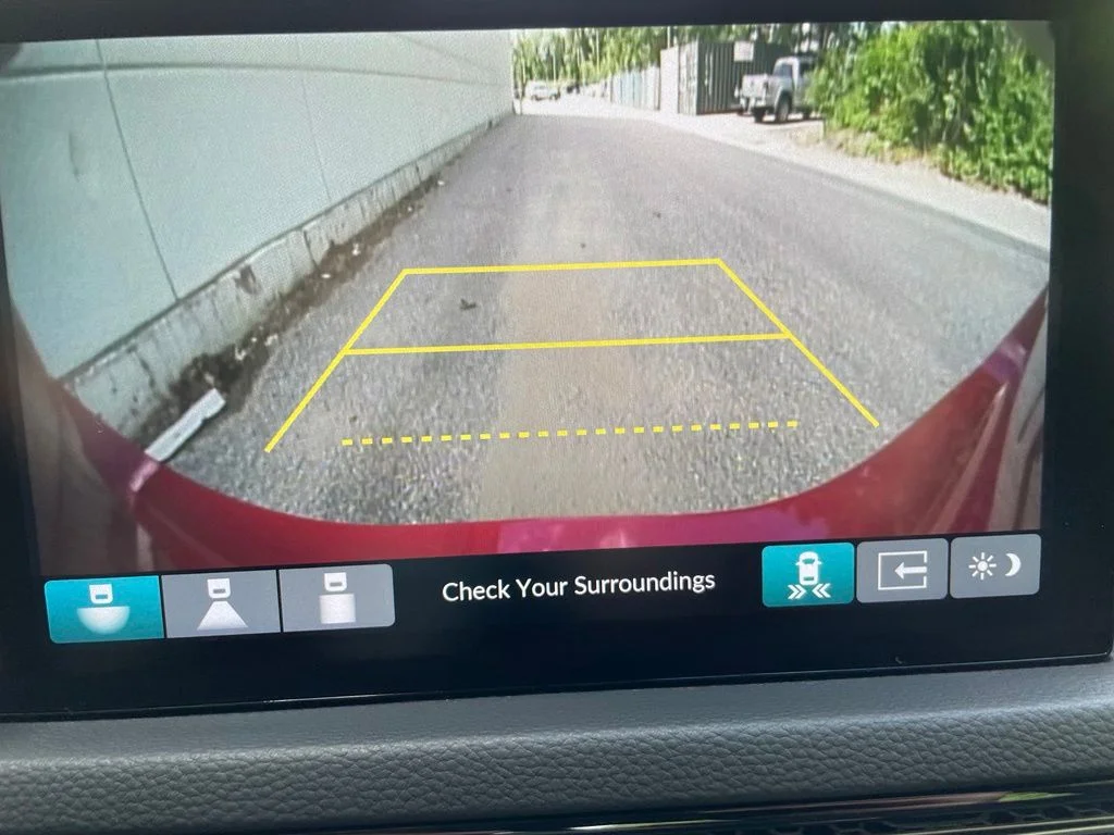 Used 2024 Red Honda Touring image 19