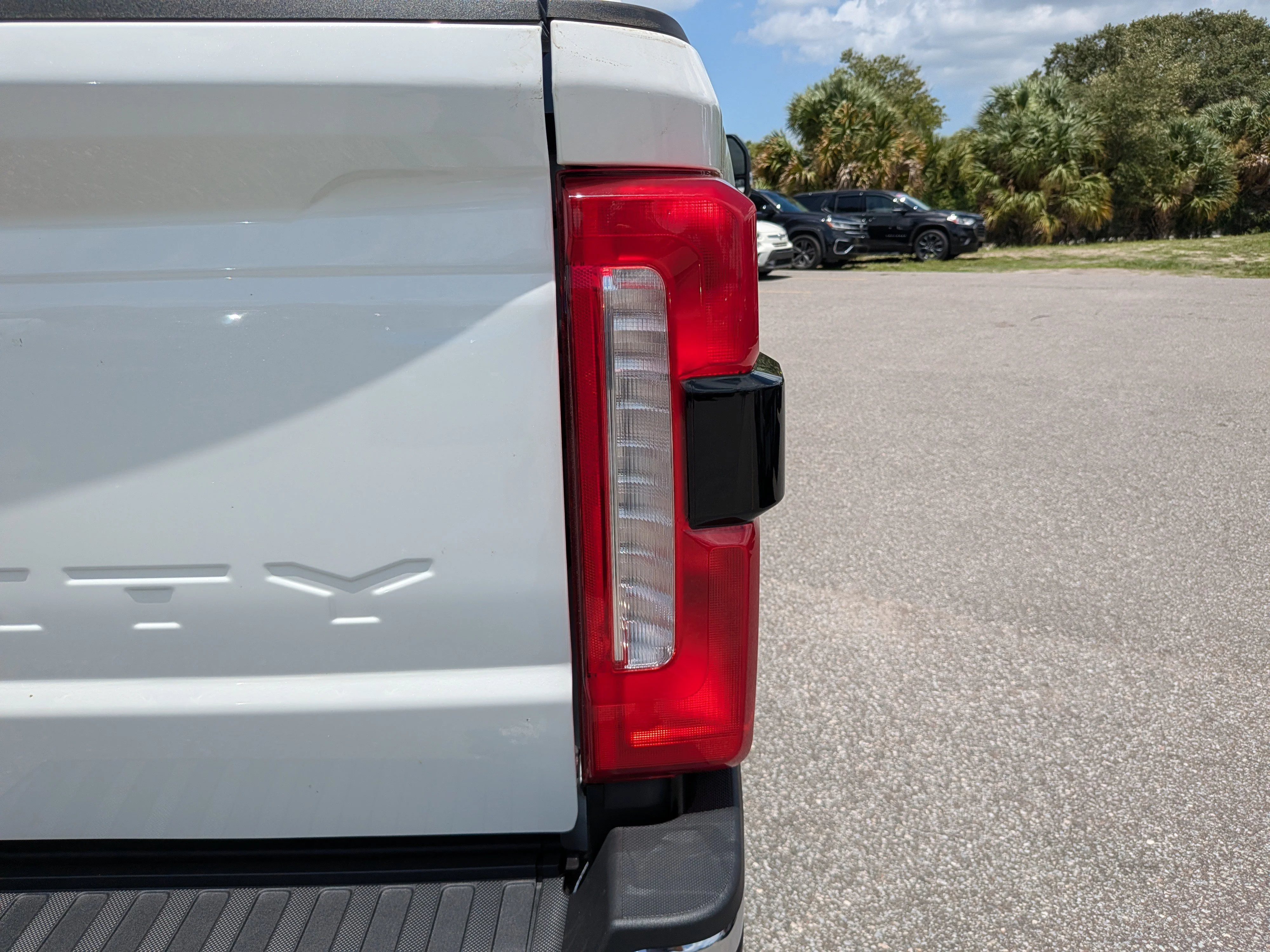New 2026 Star White Metallic Tri-Coat Ford F-250® Lariat® image 12