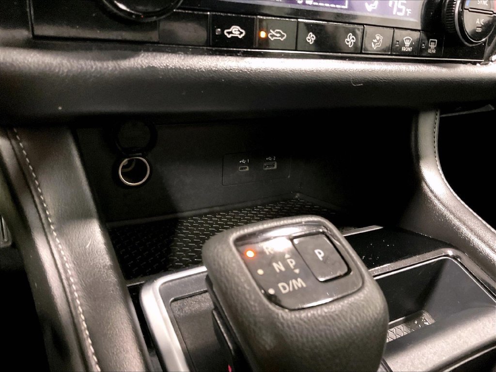 Used 2025 Gray Nissan SV image 26