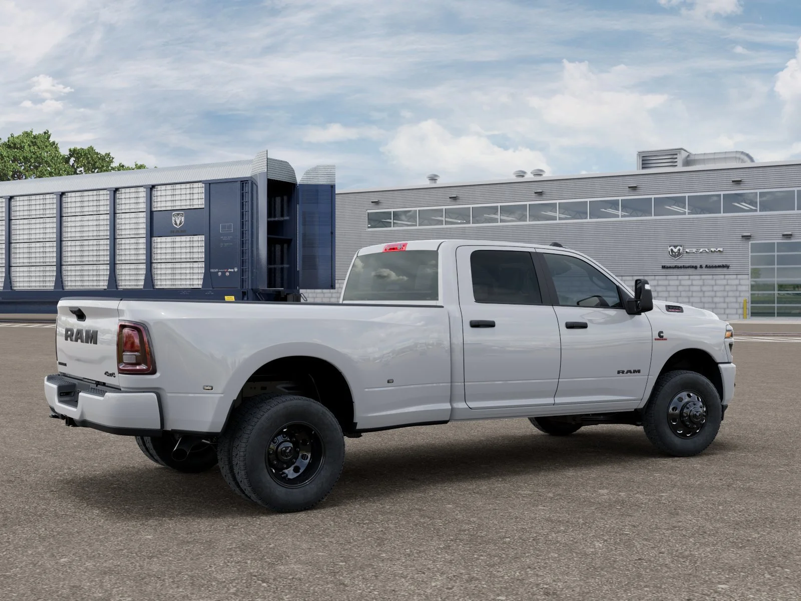 New 2026 Bright White Clear-Coat Exterior Paint RAM Big Horn image 4