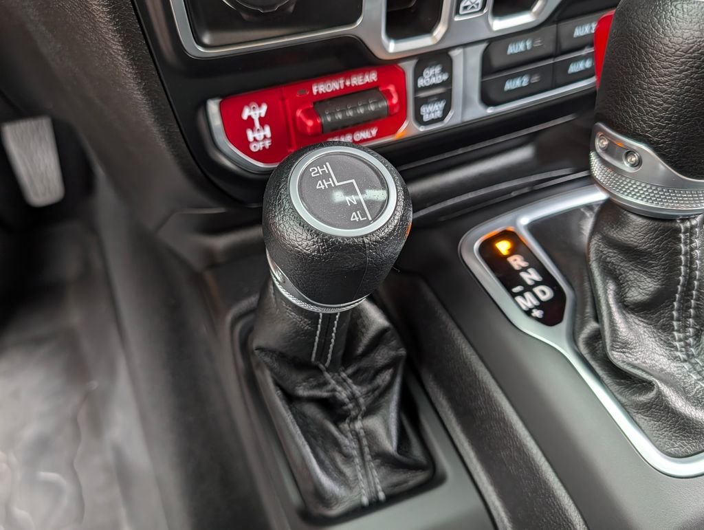 2025 Jeep Wrangler 4-Door Rubicon - Photo 27