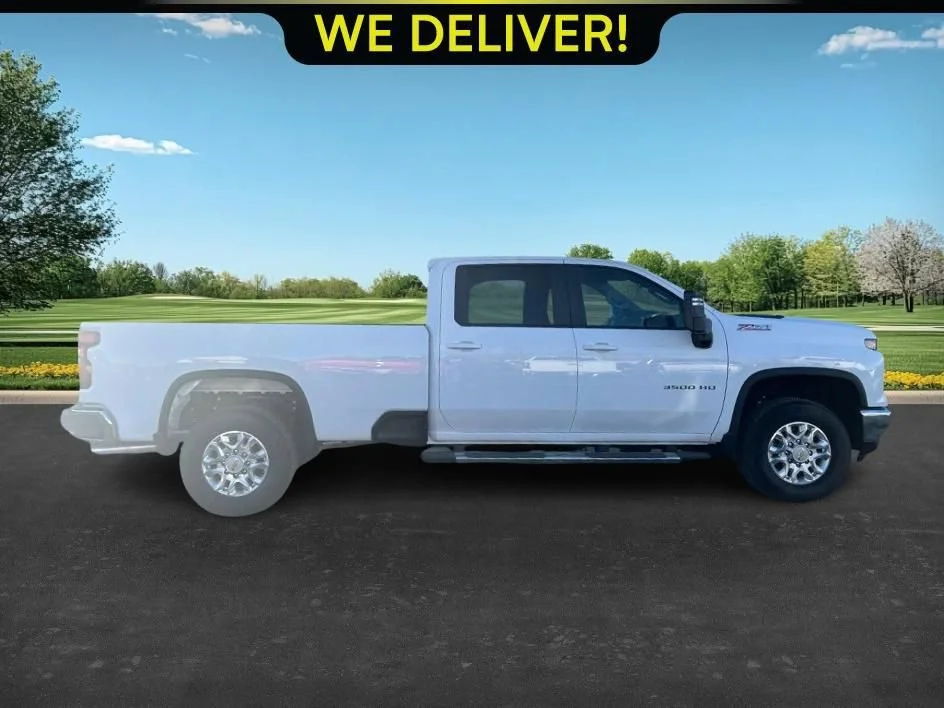 2025 Chevrolet Silverado 3500 HD LT - Photo 6