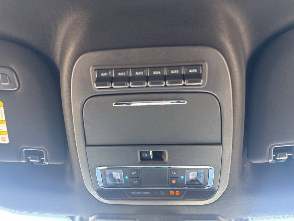 New 2026 Star White Metallic Tri-Coat Ford Lariat image 29