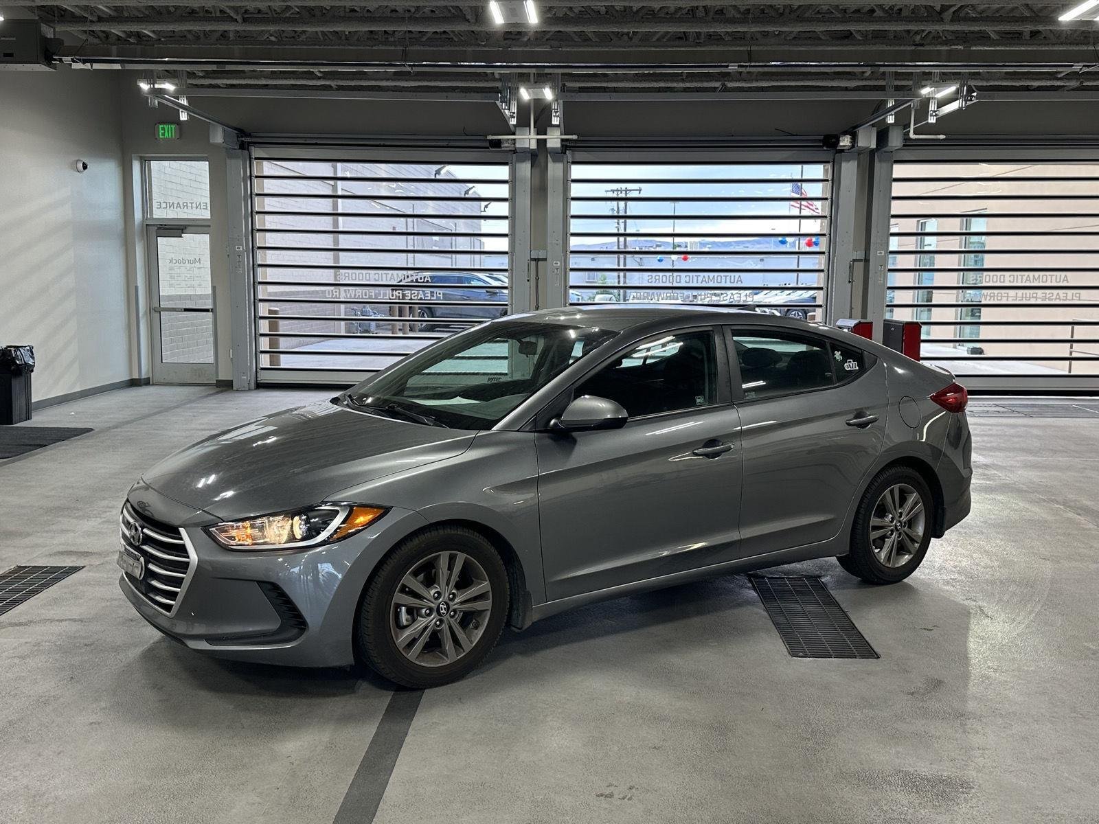 2018 Hyundai Elantra 2.0 SEL A/T SULEZ's photo