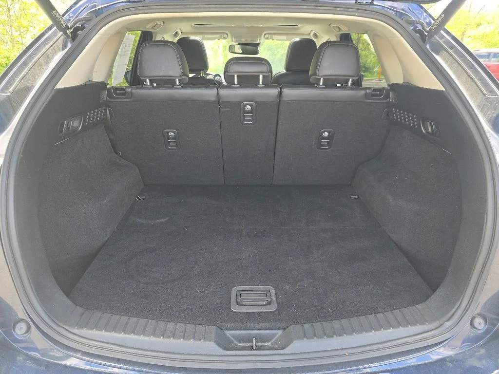 Used 2023 Blue Mazda 2.5 S Preferred Package image 15