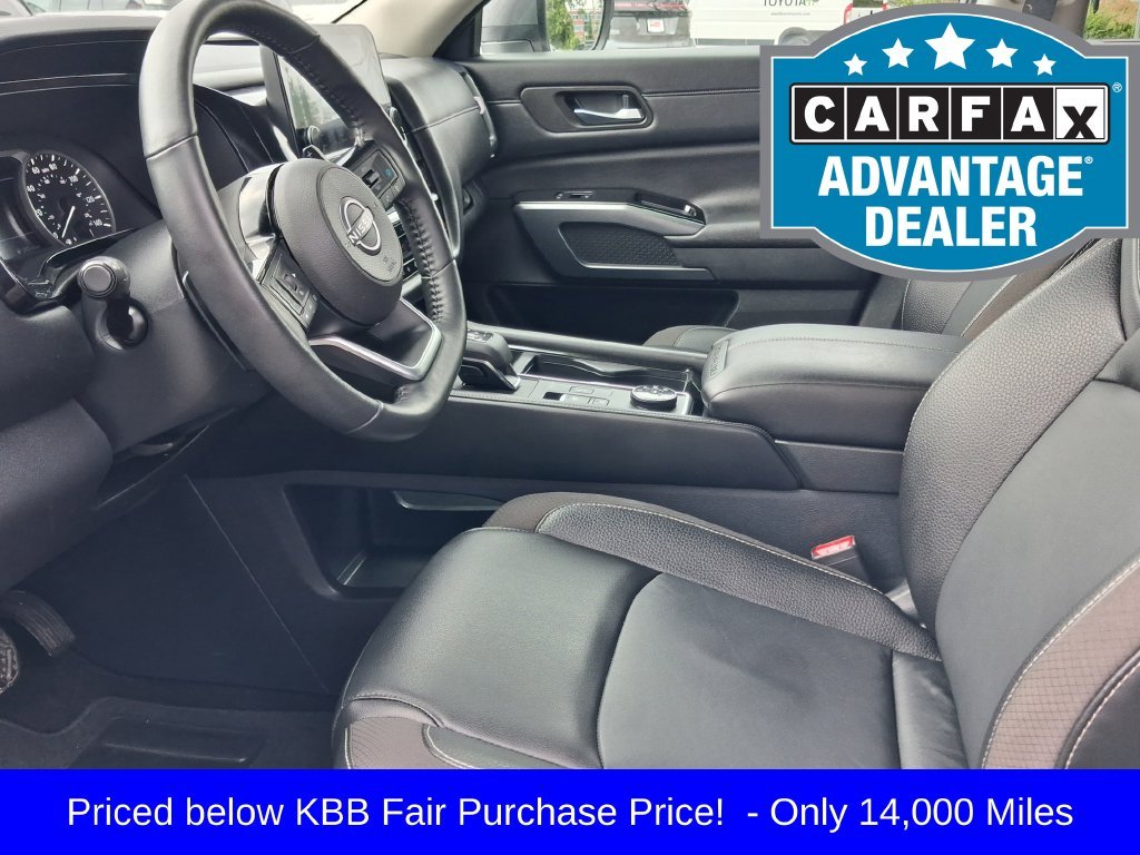 Used 2024 Gray Nissan SL image 16