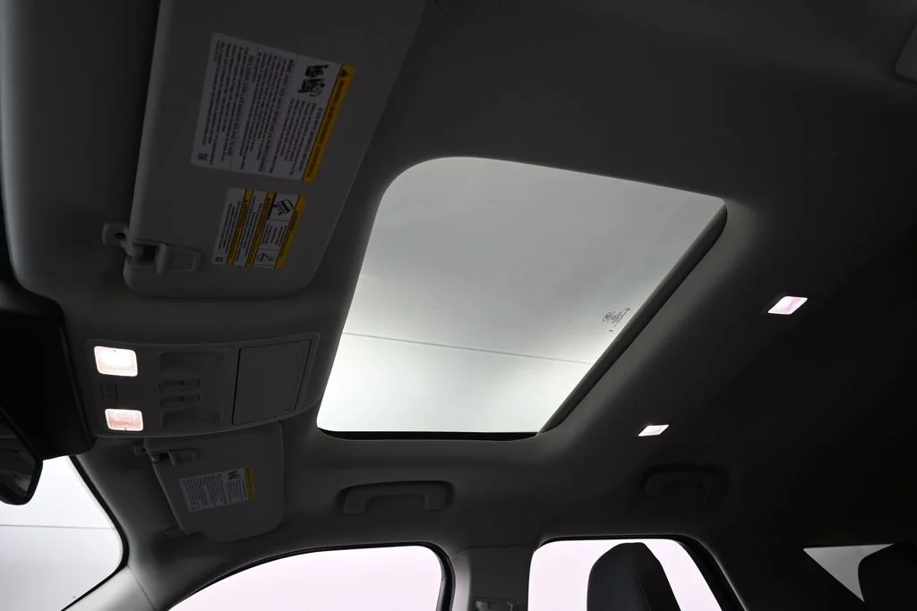 Used 2026 Azure Gray Metallic Ford Badlands image 13