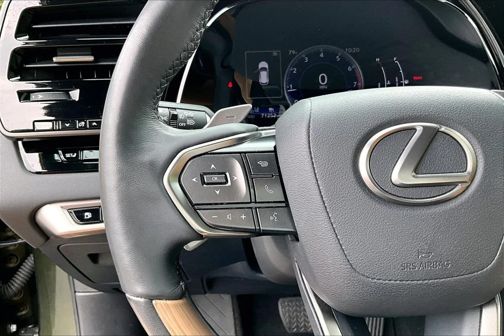 Used 2023 Green Lexus 350 Premium image 13