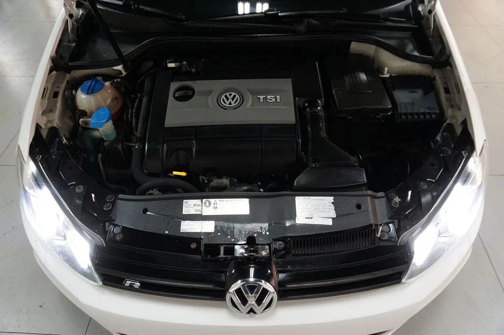 Used 2012 Candy White Volkswagen R image 41