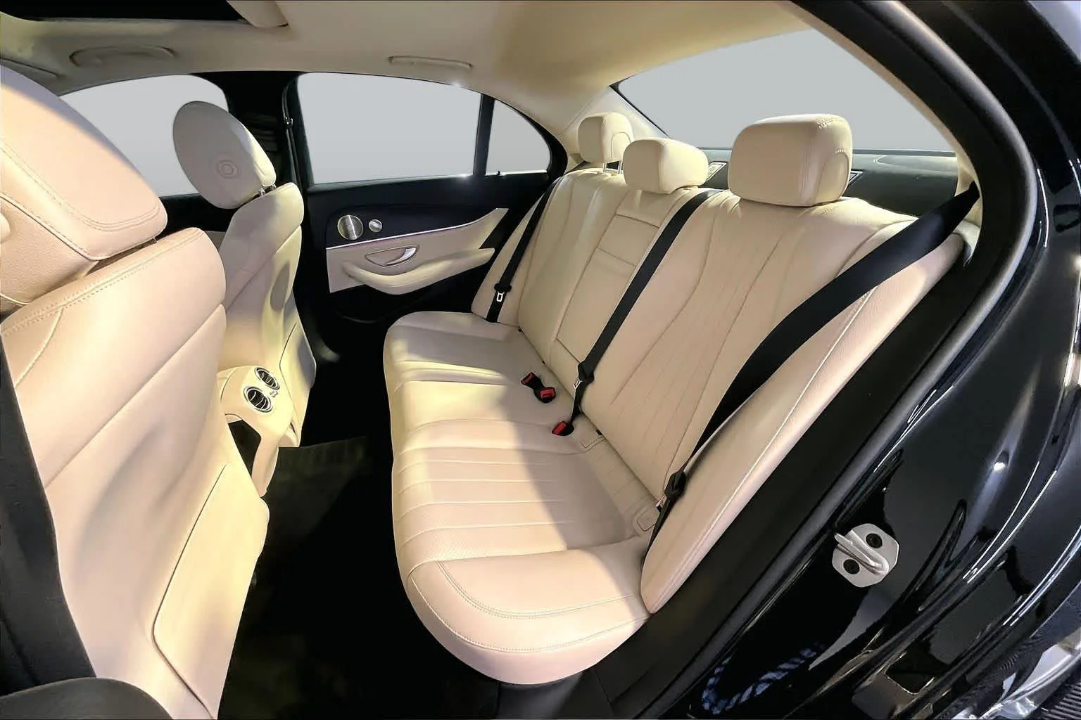 Used 2021 Black Mercedes-Benz E 350 image 38