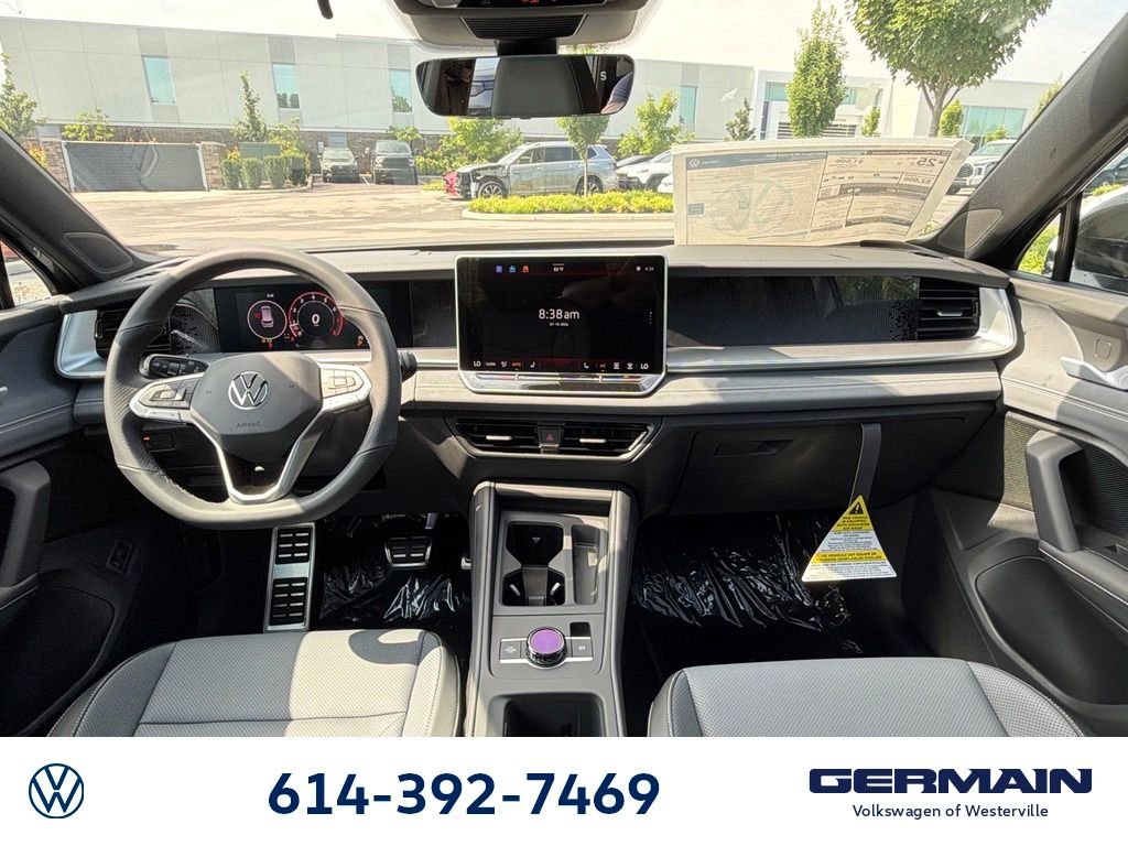 New 2026 Platinum Gray Metallic Volkswagen 2.0T SE R-Line Black image 15