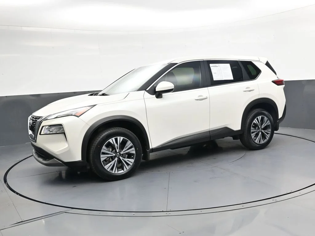 Used 2023 White Nissan SV image 12