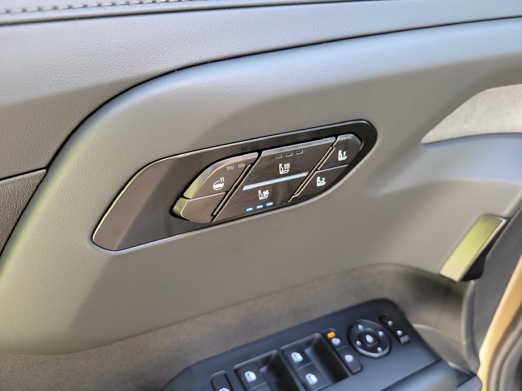 New 2027 Terrain Brown Matte Kia X-LINE SX image 23