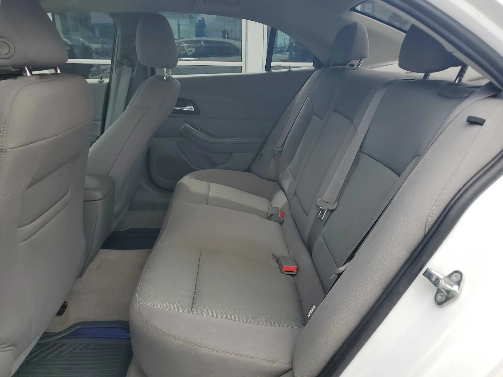 Used 2015 SUMMIT WHITE Chevrolet LS image 21