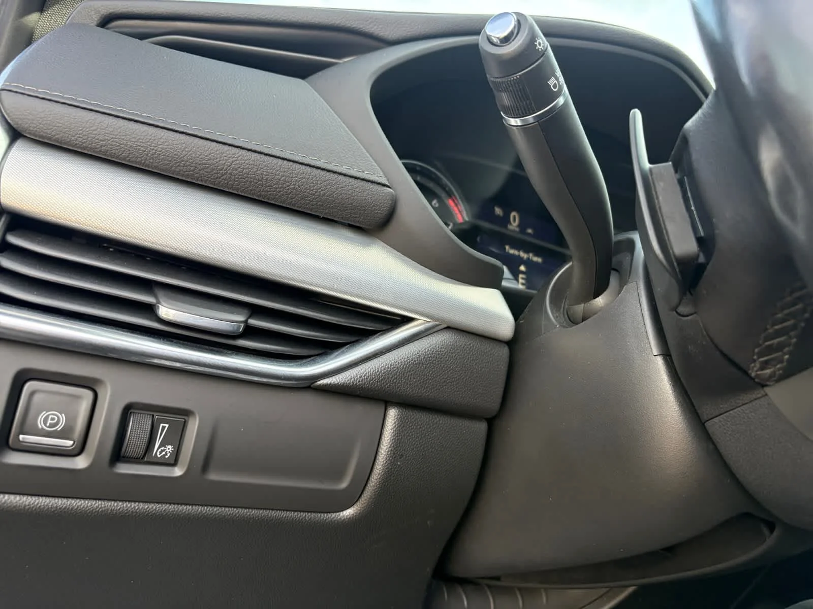 Used 2021 Garnet Metallic Cadillac FWD Premium Luxury image 26