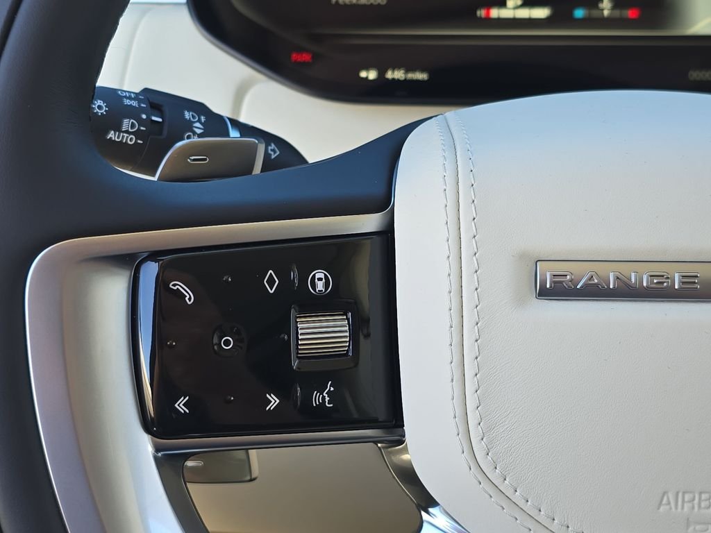 New 2026 Ostuni Pearl White Land Rover SE image 19