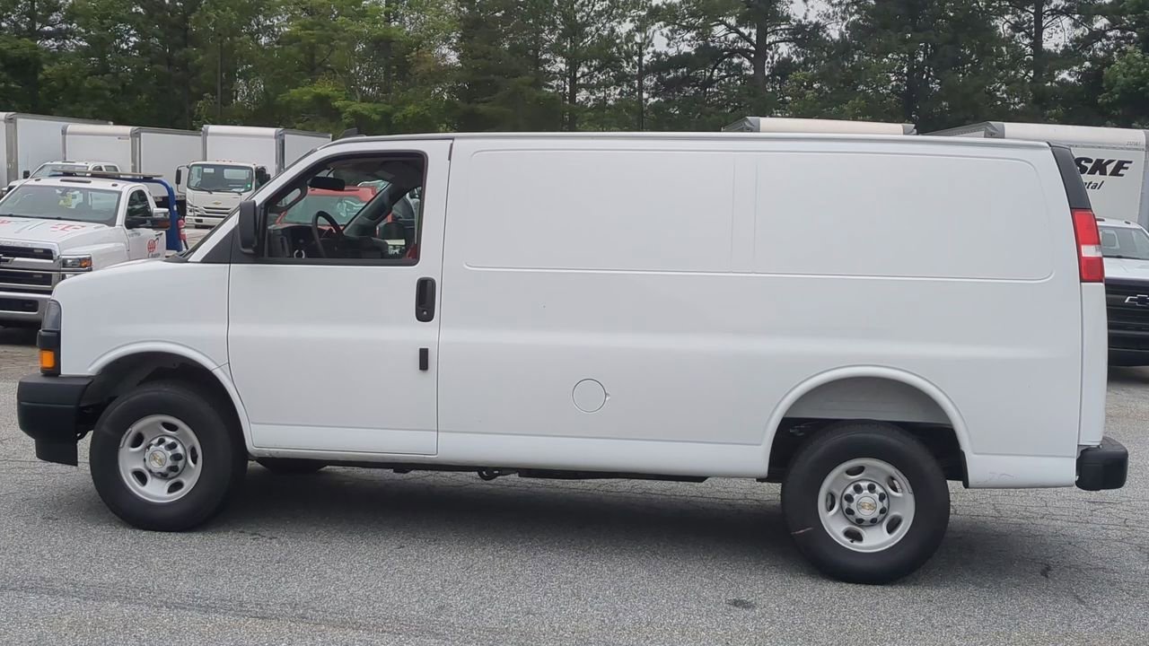 2025 Chevrolet Express Cargo Work Van - Photo 5