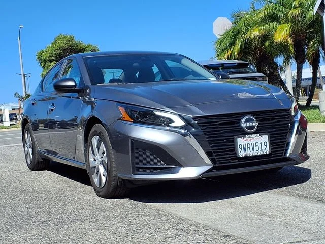 Used 2025 Gray Nissan 2.5 S image 27