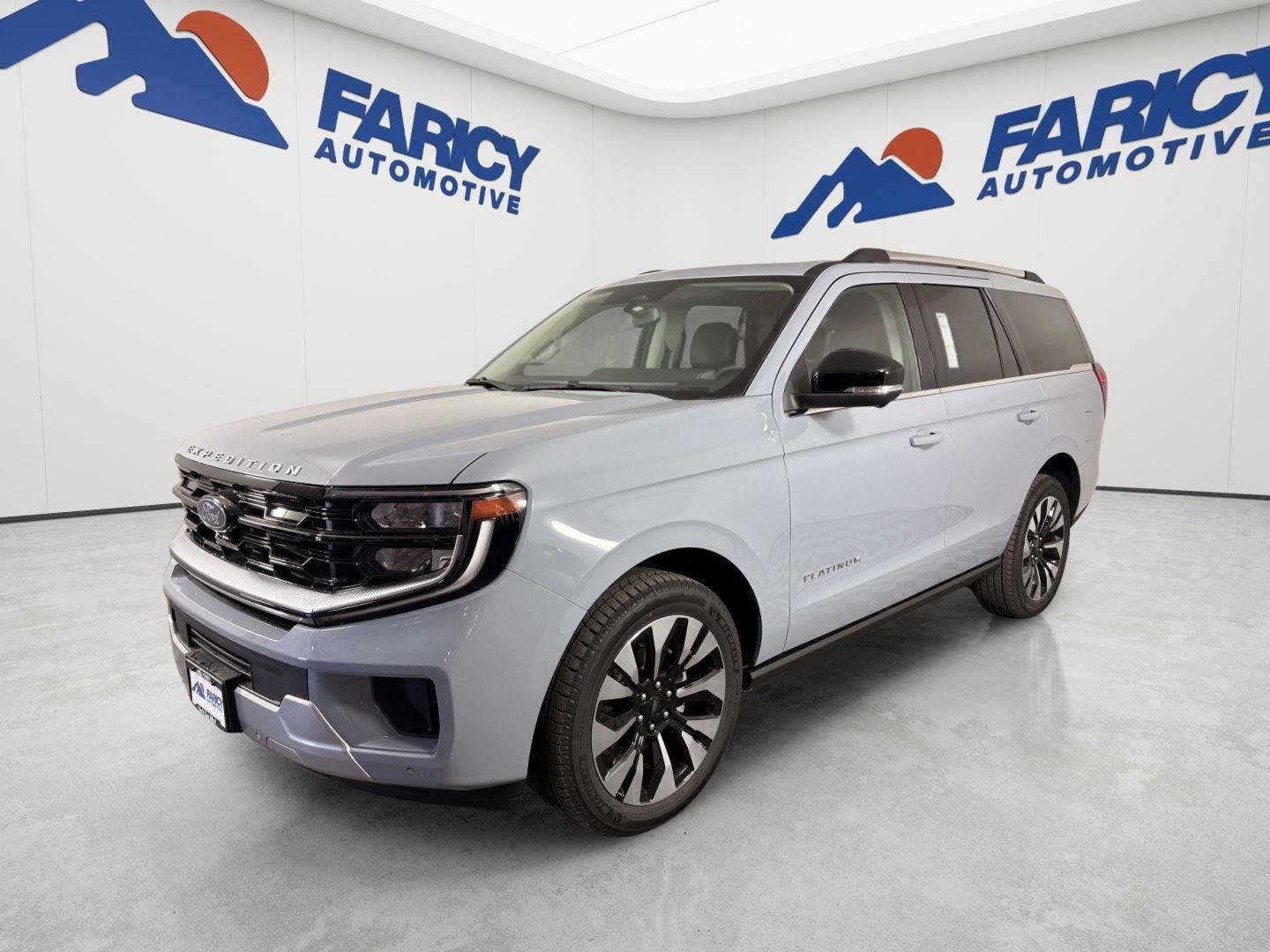 New 2026 Glacier Gray Metallic Tri-Coat Ford Platinum® image 1