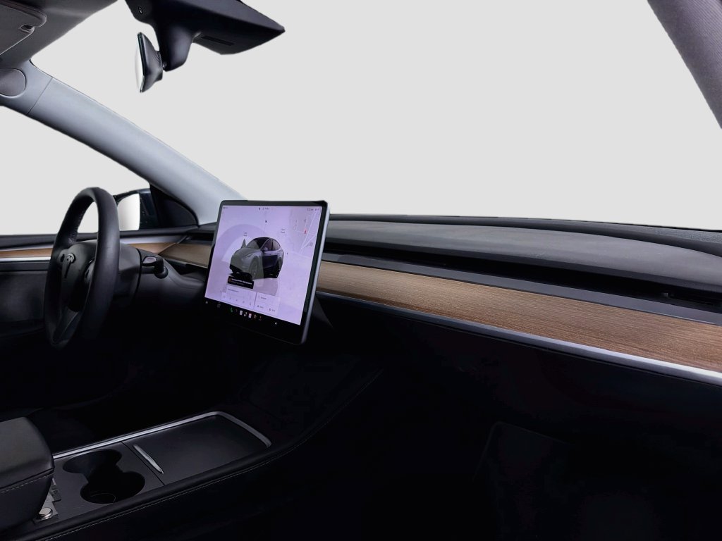 Used 2022 Gray Tesla Long Range image 31