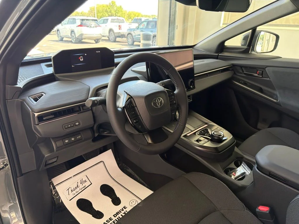 New 2026 Overcast Toyota  SE image 15