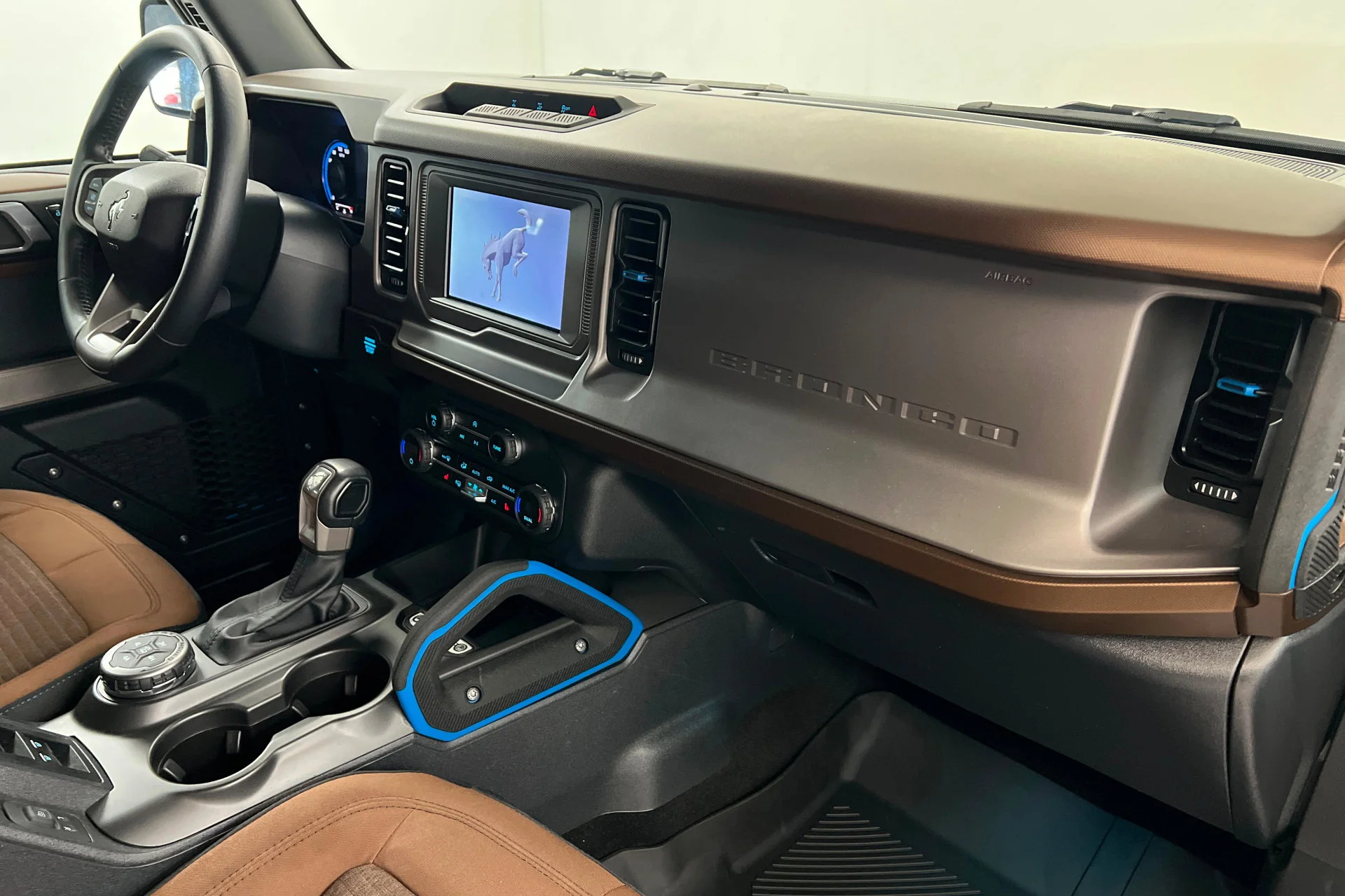 2023 Ford Bronco 4-Door Outer Banks - Photo 23