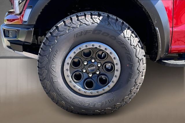 New 2025 Rapid Red Metallic Tinted Clearcoat Ford Raptor image 12